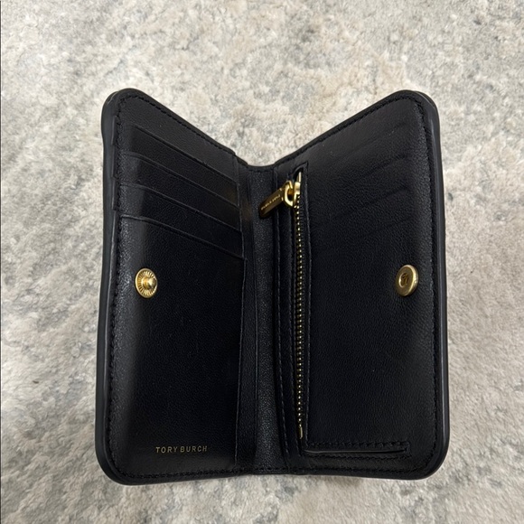 Tory Burch Fleming Wallet - Picture 4 of 7